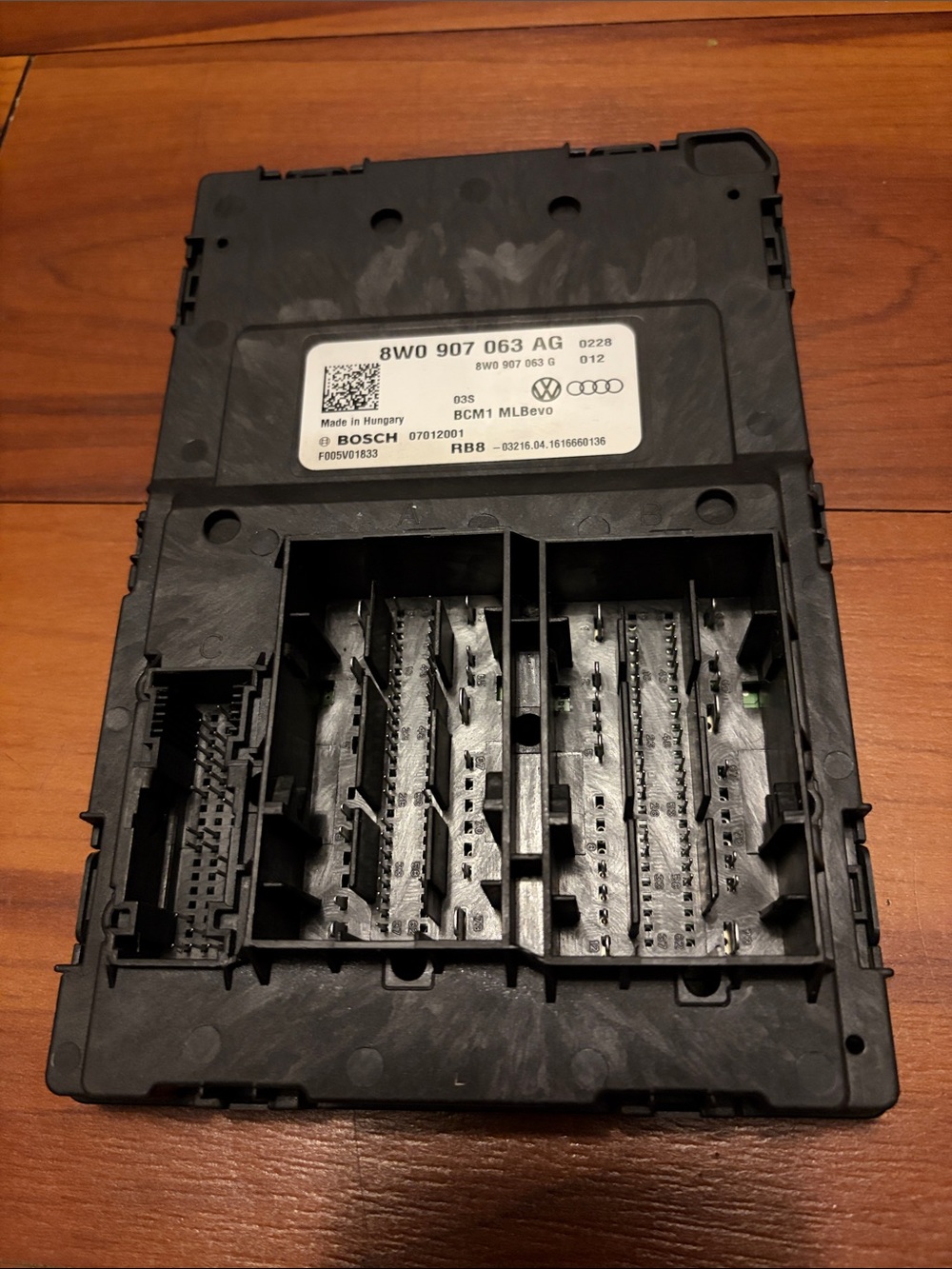 Bosch Body Control Module BCM1 MLBevo 8WO 907 063 AG compatible with VW and Audi